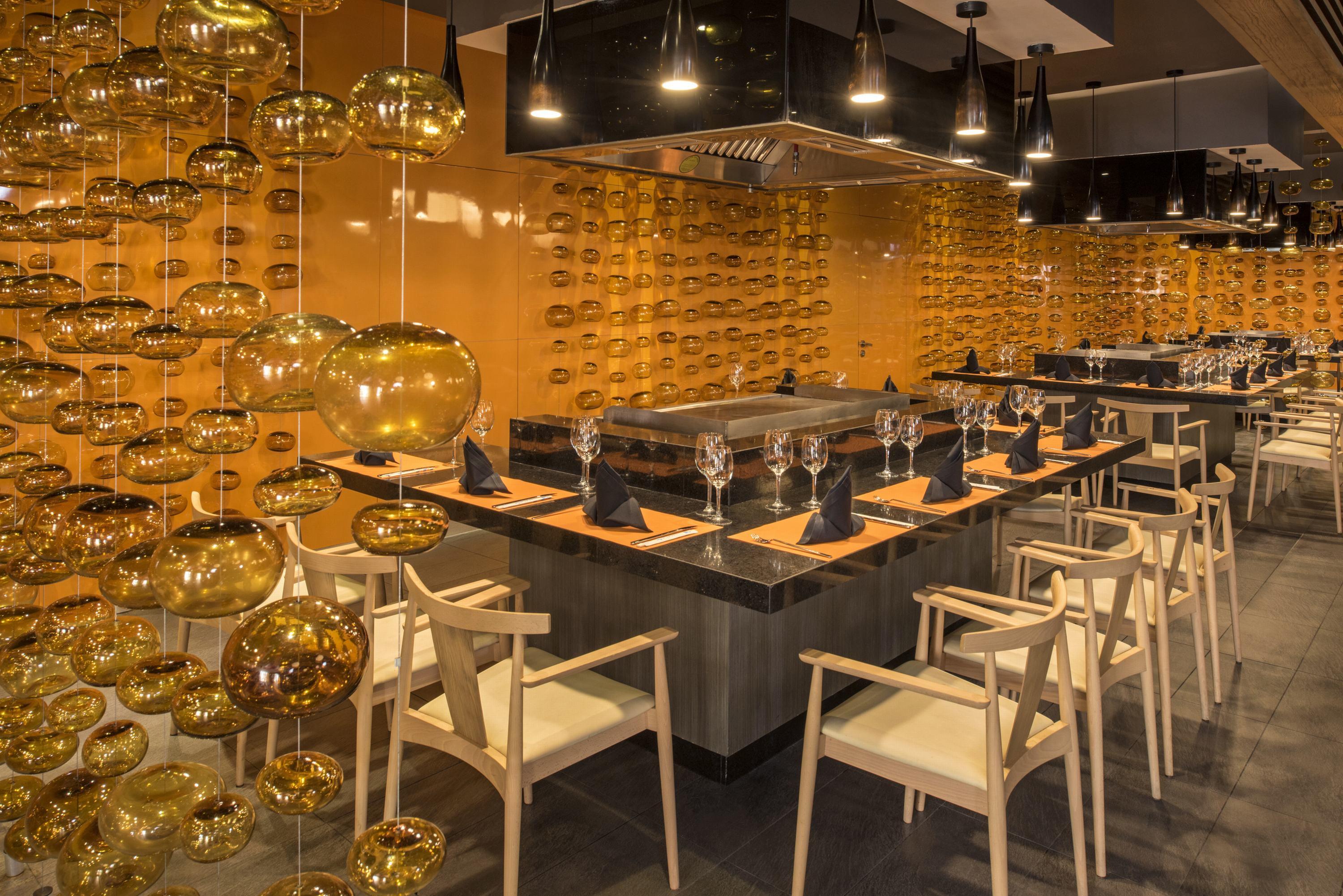 Platinum Yucatan Princess Adults Only 普拉亚卡门 外观 照片 Restaurant interior